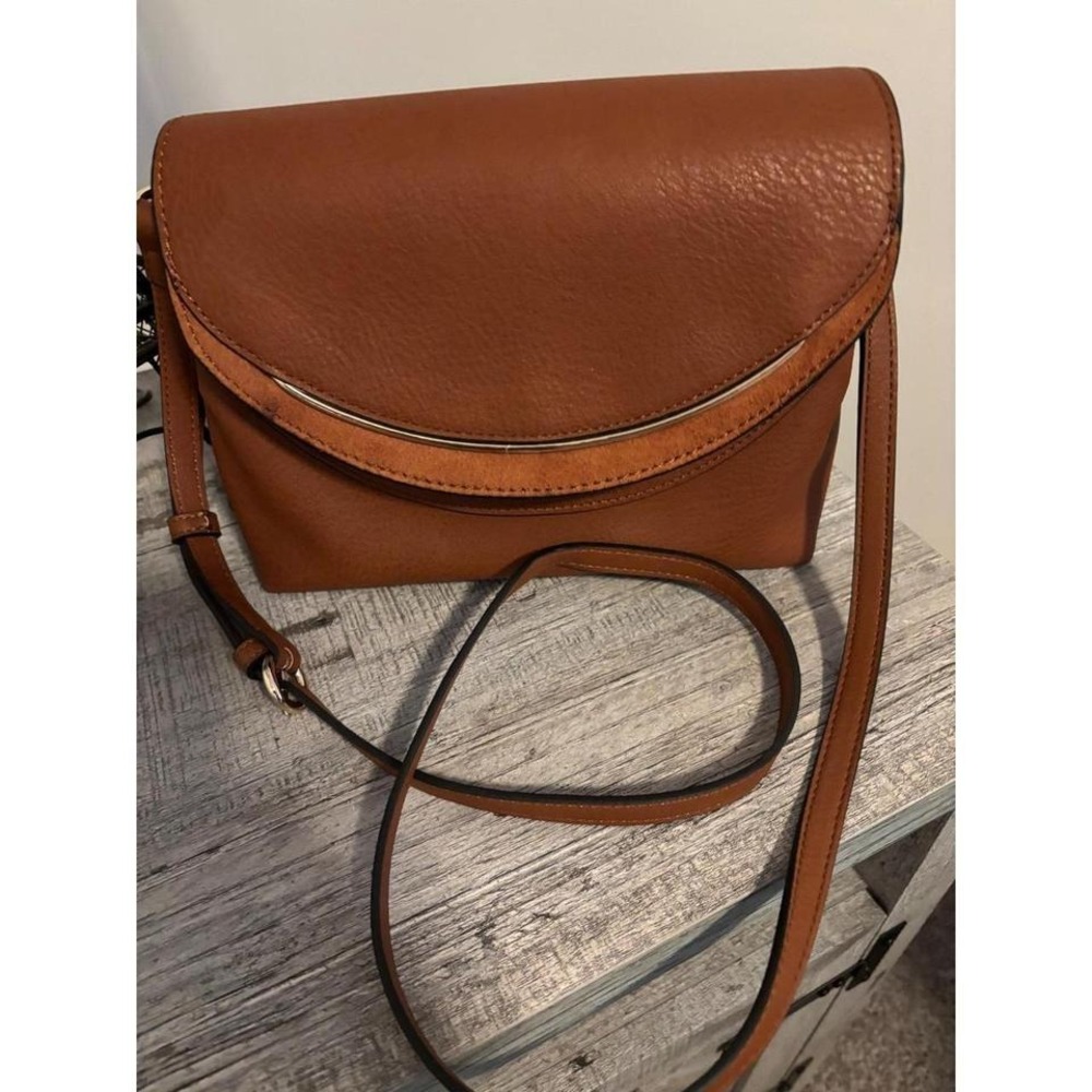 Lauren Conrad Brown Faux Leather Crossbody Bag Flap Closure Adjustable Strap